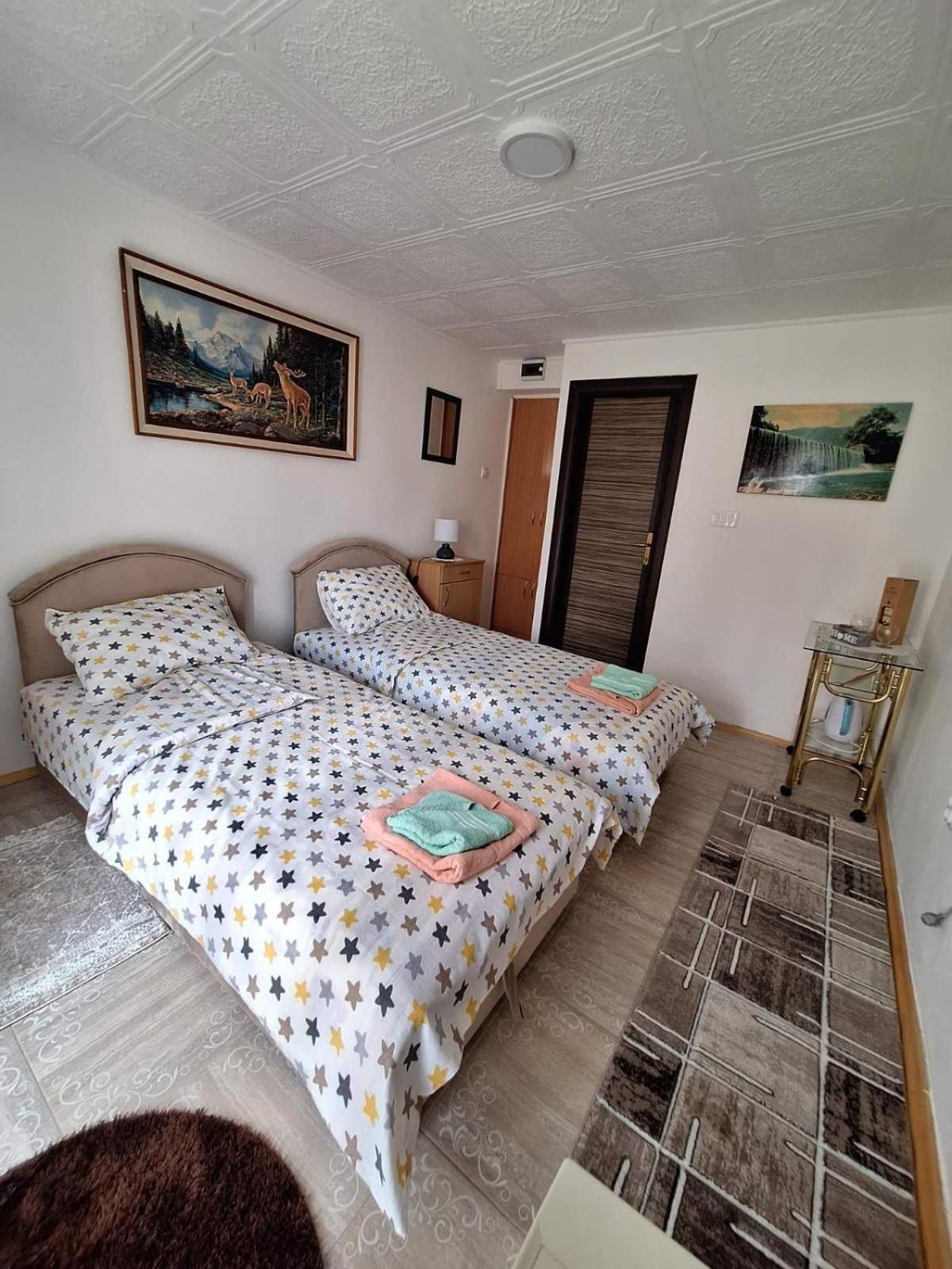 Apartment Buklija ปลูชิเน ภายนอก รูปภาพ