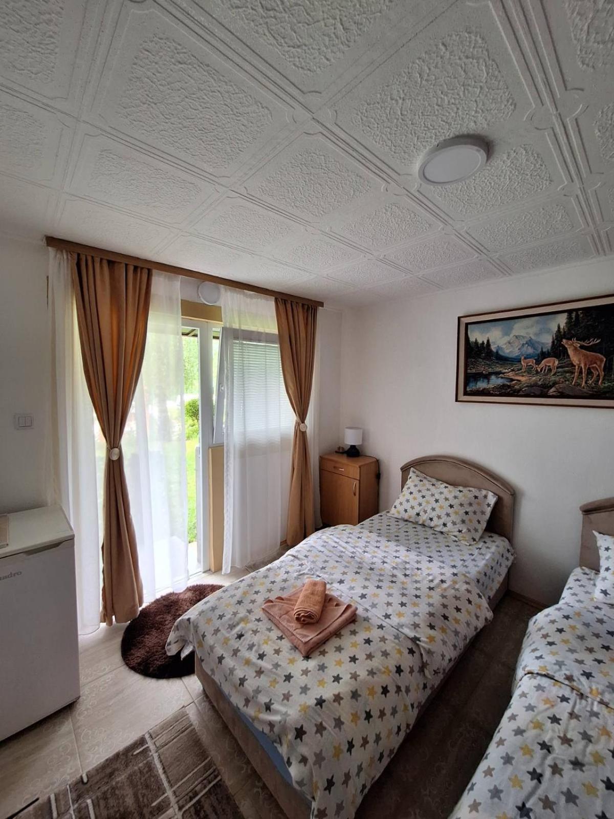 Apartment Buklija ปลูชิเน ภายนอก รูปภาพ